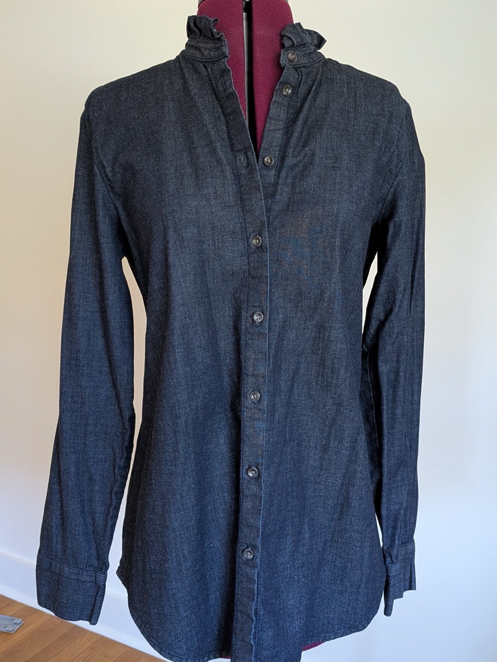 Banana Republic Navy Blue Dillon Ruffle Collar Shirt - M